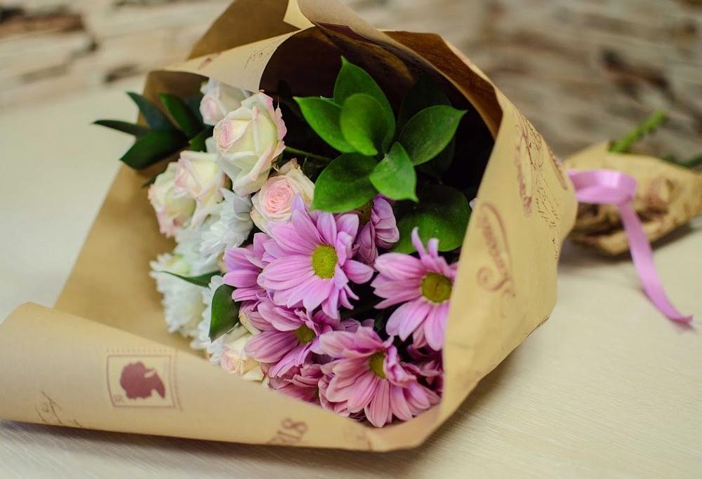 Букет цветов из: Розы и Хризантемы в К.Либкнехте