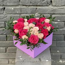 Цветочная композиция из Розы в коробке в К.Либкнехте