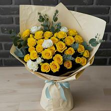 Букет цветов из:  Розы в К.Либкнехте