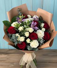 Букет цветов из:  Розы и Альстромерии в К.Либкнехте