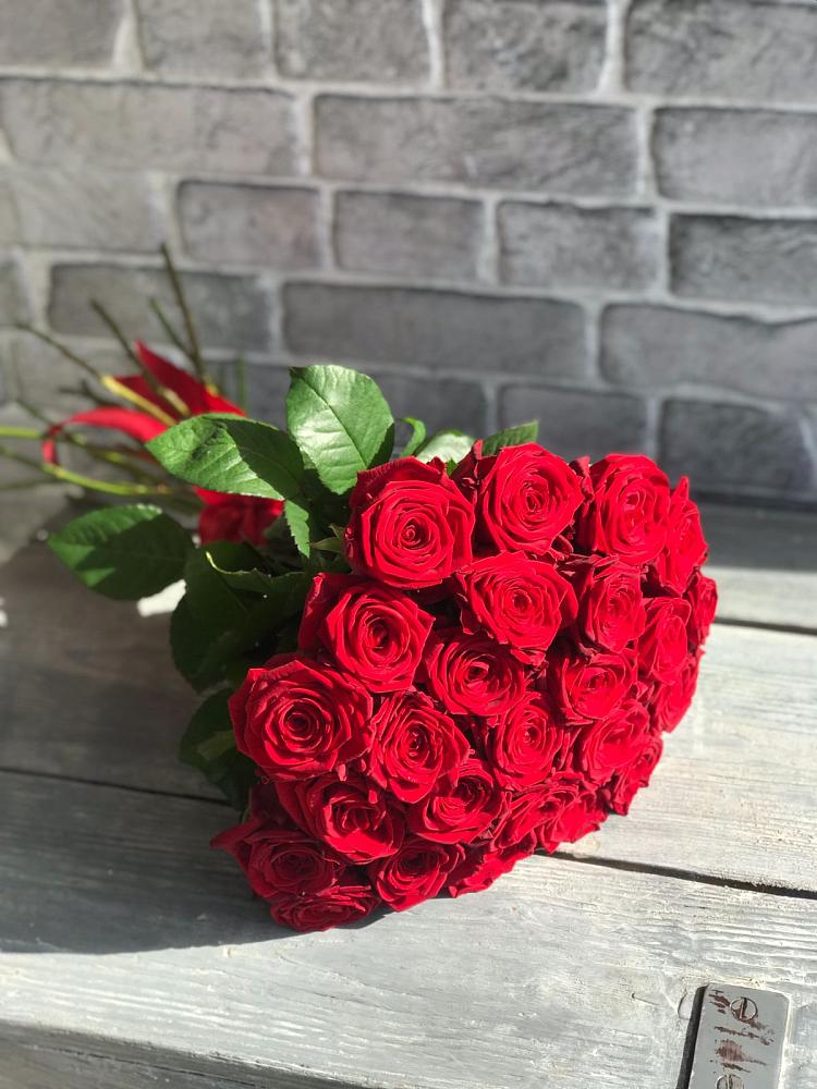 Букет Красные розы Фридом в К.Либкнехте