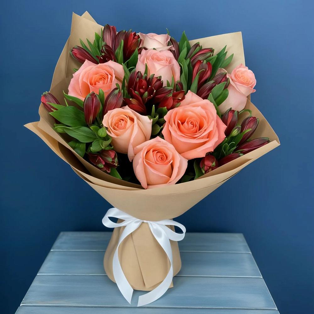 Букет цветов из: Розы и Альстромерии в К.Либкнехте