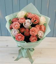 Букет цветов из:  Розы в К.Либкнехте