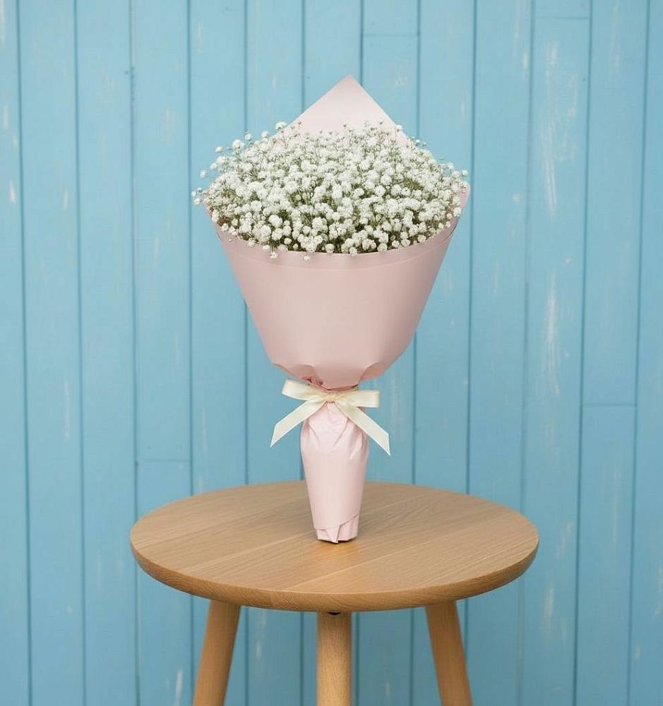 Букет цветов из: Гипсофила в К.Либкнехте