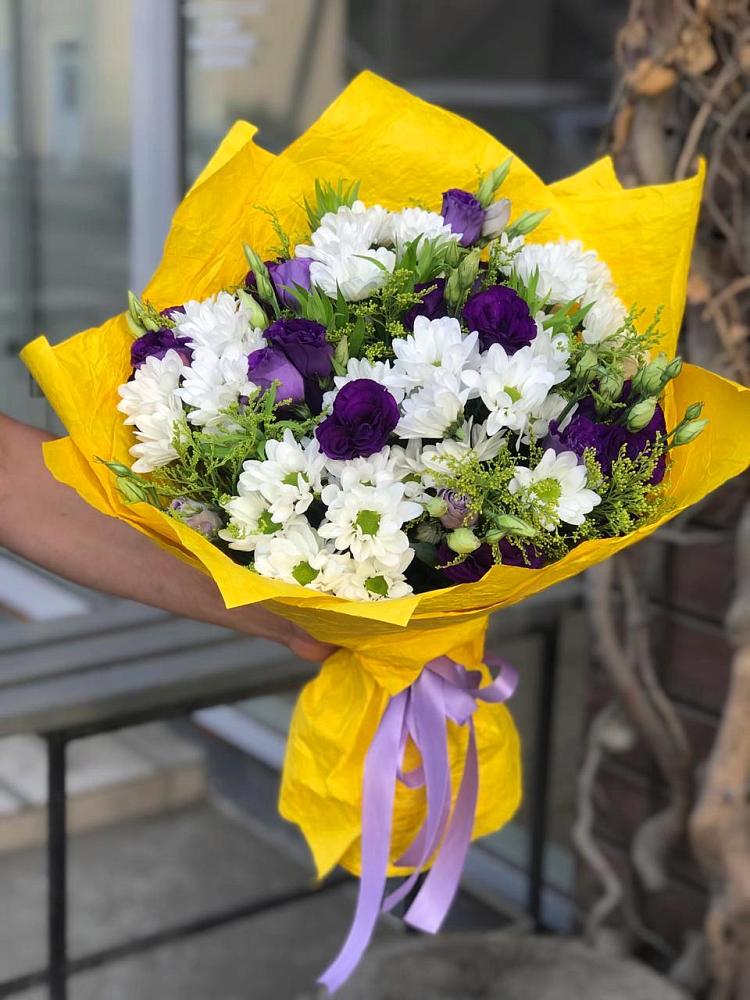 Букет цветов из: Ирисы, Хризантемы и Ромашки в К.Либкнехте