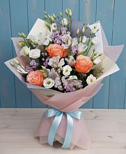 Букет цветов из:  Лизиантусы, Розы, Альстромерии и Гипсофила в К.Либкнехте