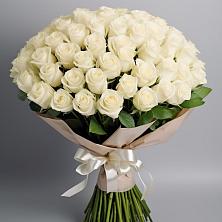 Букет 101 беля роза Белоснежка в К.Либкнехте