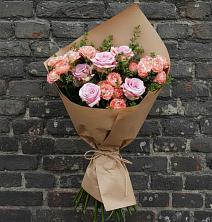 Букет цветов из:  Розы в К.Либкнехте