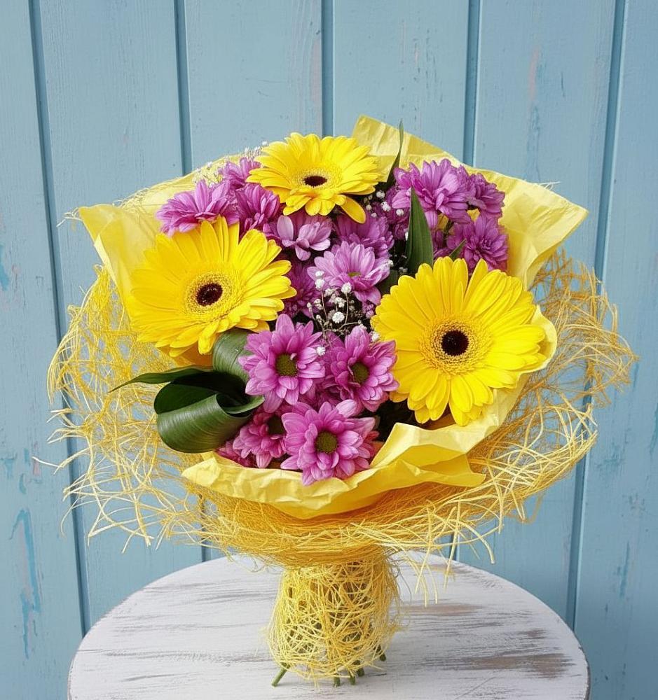 Букет цветов из: Хризантемы и Герберы в К.Либкнехте