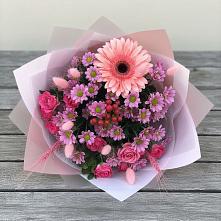 Букет цветов из:  Розы, Герберы и Хризантемы в К.Либкнехте