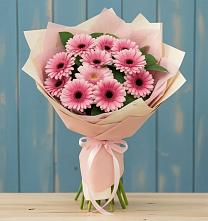 Букет цветов из:  Герберы в К.Либкнехте