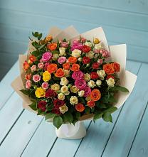 Букет Микс из разноцветных кустовых роз в К.Либкнехте
